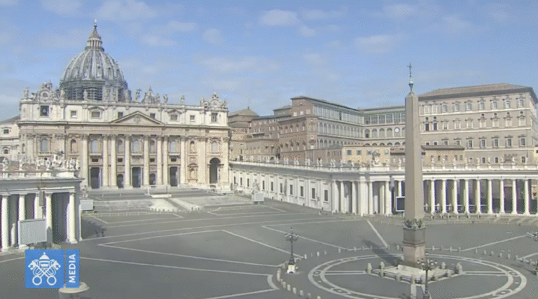 DESDE  EL VATICANO